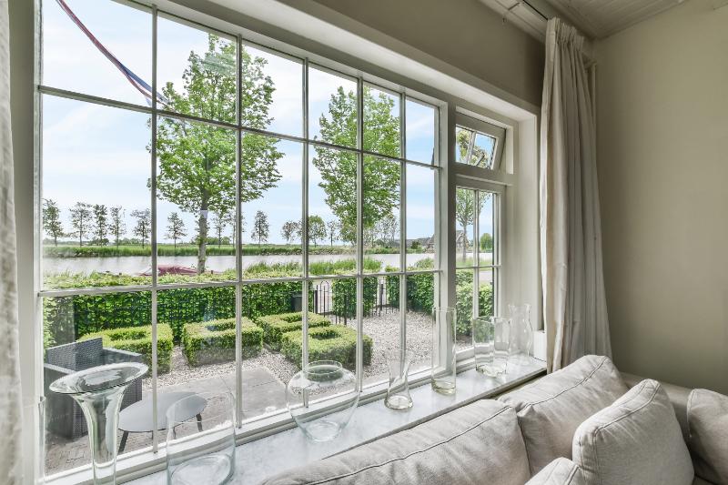 חלונות זכוכית